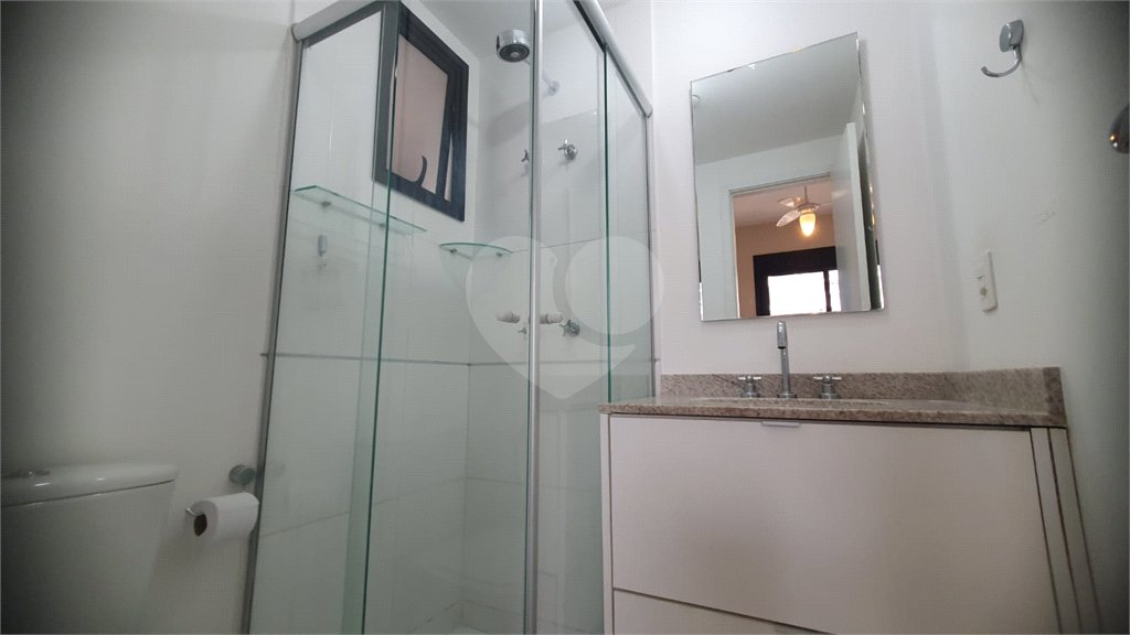 Apartamento à venda com 3 quartos, sendo 1 suíte,  em Pinheiros, São Paulo, SP