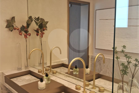 Apartamento à venda com 3 quartos, sendo 2 suítes, em Vila Mariana, São Paulo, SP