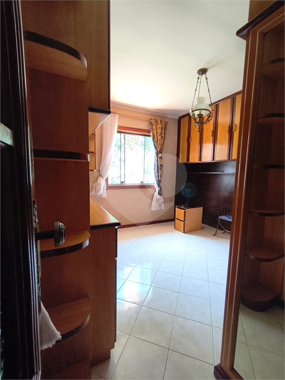 Sobrado à venda com 3 quartos, sendo 1 suíte, em Tremembé, São Paulo, SP