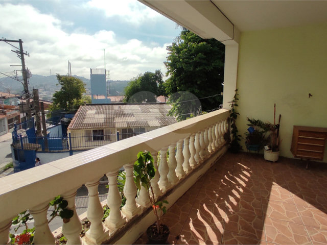 Sobrado à venda com 3 quartos, sendo 1 suíte,  em Tremembé, São Paulo, SP