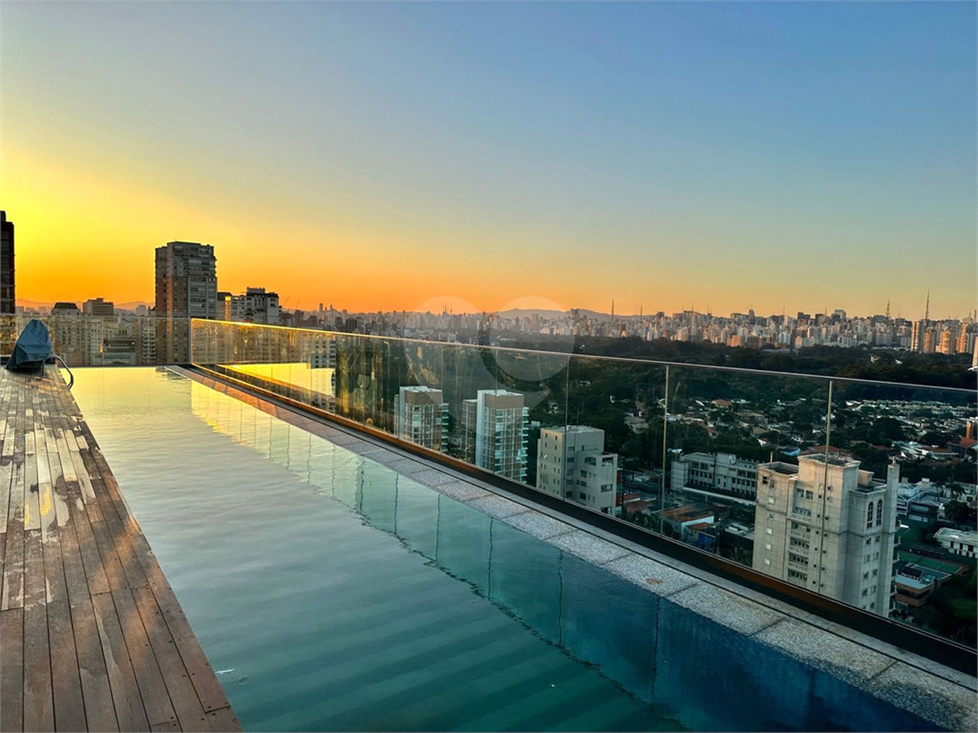 Apartamento à venda com 1 quarto em Moema, São Paulo, SP