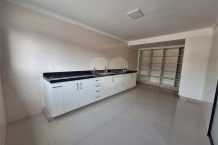 Casa para alugar com 5 quartos no Centro, Vinhedo, SP