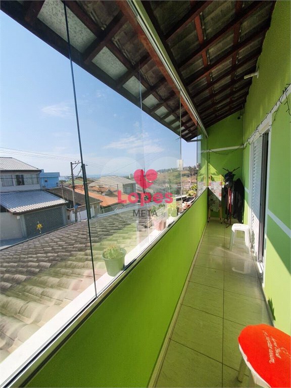 Sobrado à venda com 4 quartos, sendo 1 suíte,  em Jardim Rodolfo, São José dos Campos, SP