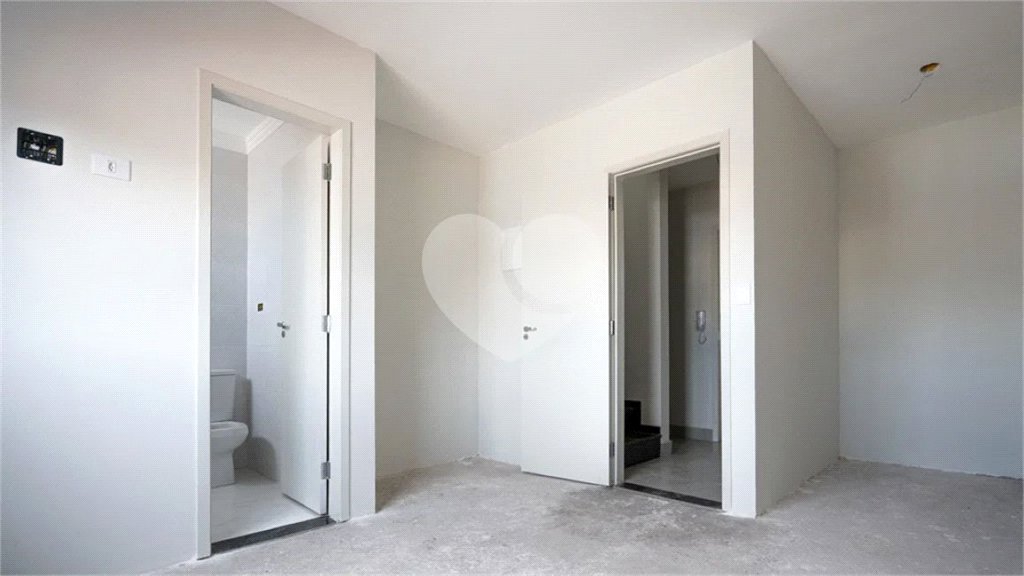 Casa à venda com 3 suítes no condomínio Miguel Mota, São Paulo - SP