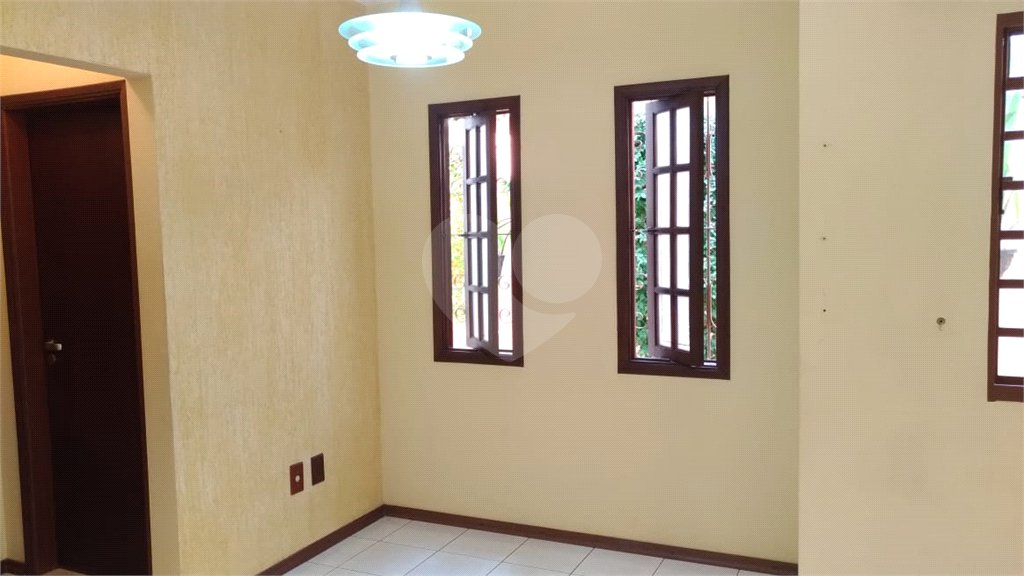 Casa à venda ou para alugar com 2 quartos, sendo 1 suíte, em Jardim do Lago, Atibaia, SP