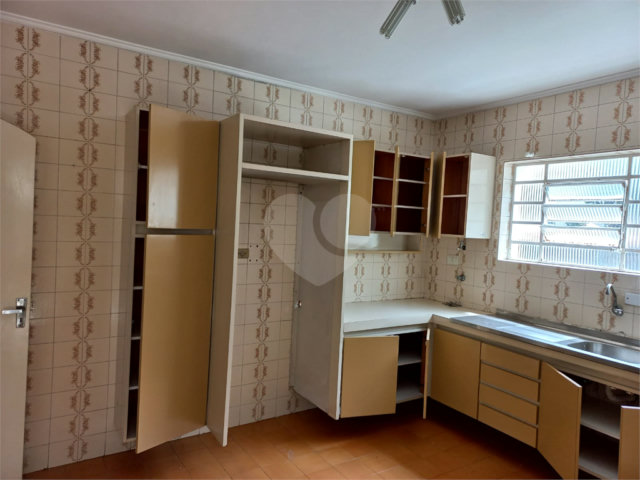 Sobrado à venda com 3 quartos em Santana, São Paulo, SP