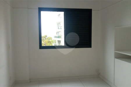 Apartamento à venda ou para alugar com 4 quartos, sendo 2 suítes,  em Vila Sônia, São Paulo, SP