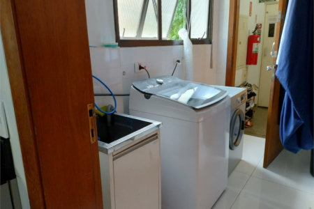 Apartamento à venda com 4 quartos, sendo 1 suíte,  em Brooklin Paulista, São Paulo, SP