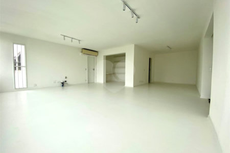 Apartamento para alugar com 3 quartos, sendo 1 suíte, em Jardim Europa, São Paulo, SP