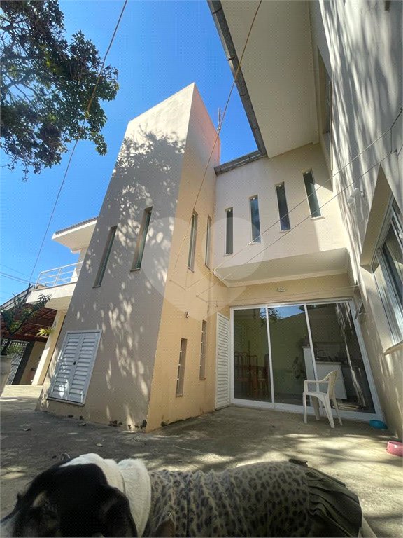 Casa à venda com 3 quartos, sendo 2 suítes,  em Jardim Santa Bárbara, Sorocaba, SP