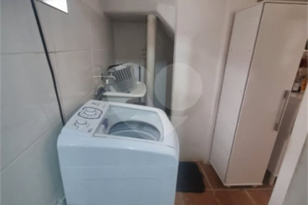 Casa à venda com 3 quartos, sendo 1 suíte, no Centro, Vinhedo, SP