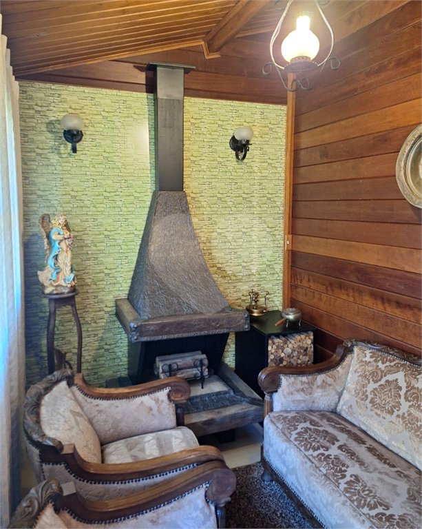 Casa em condomínio à venda com 4 quartos, sendo 2 suítes, no Centro, Bom Jesus dos Perdões, SP