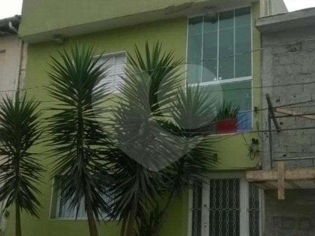 Sobrado à venda com 2 suítes em Limão, São Paulo, SP