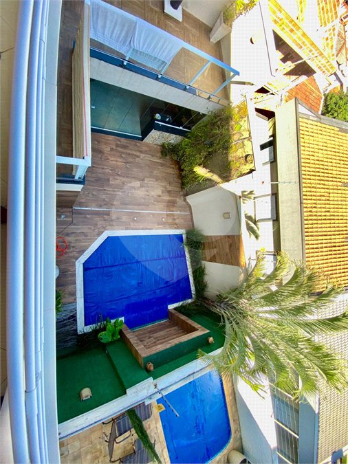 Casa à venda com 3 suítes em Parque São Domingos, São Paulo, SP