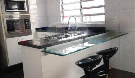 Sobrado à venda com 2 quartos em Chora Menino, São Paulo, SP