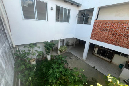 Casa à venda com 3 quartos, sendo 1 suíte, em Jardim Maria Antônia Prado, Sorocaba, SP