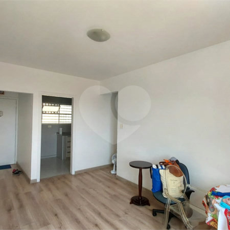 Apartamento à venda com 2 quartos em Sé, São Paulo, SP