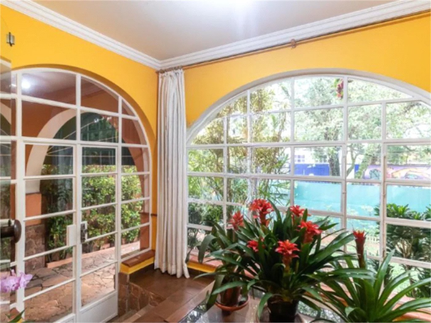Casa à venda com 3 quartos, sendo 1 suíte,  em Alto da Lapa, São Paulo, SP