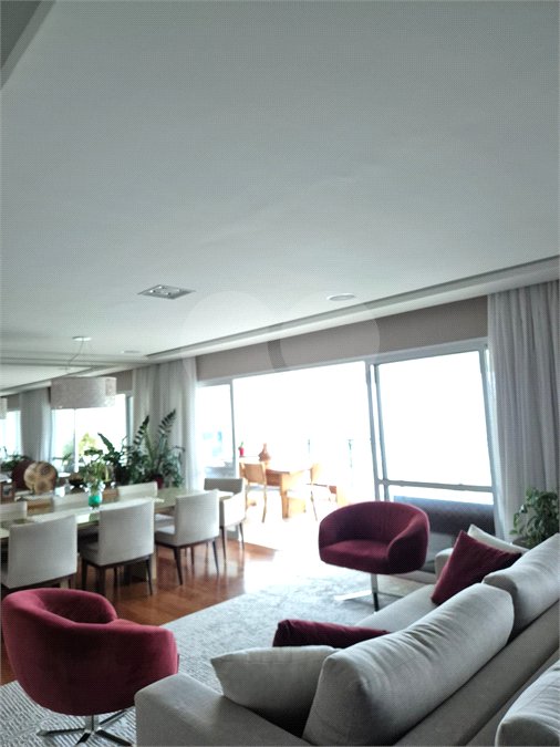 Apartamento à venda com 4 suítes em Jardim Taquaral, São Paulo, SP