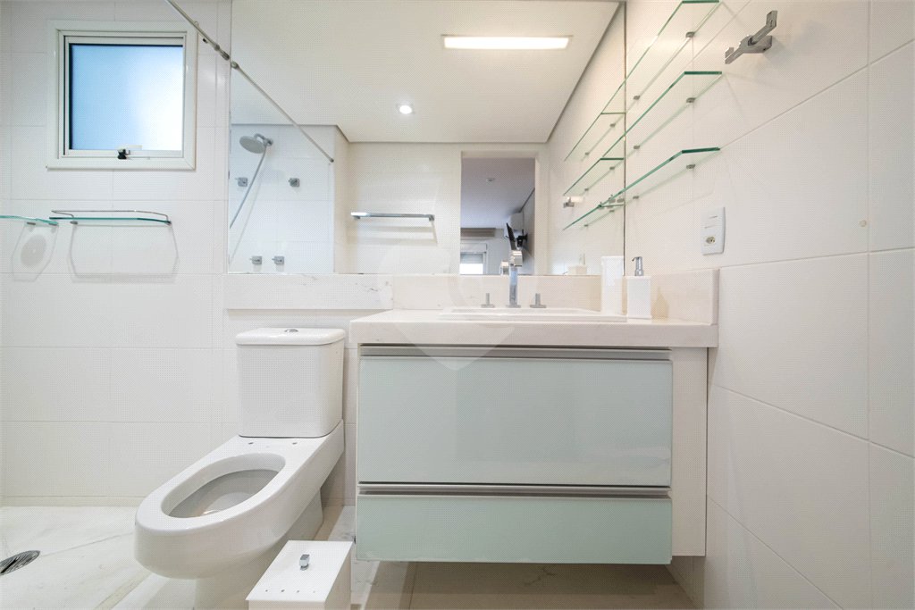 Apartamento à venda com 3 quartos, sendo 2 suítes, em Vila Mariana, São Paulo, SP
