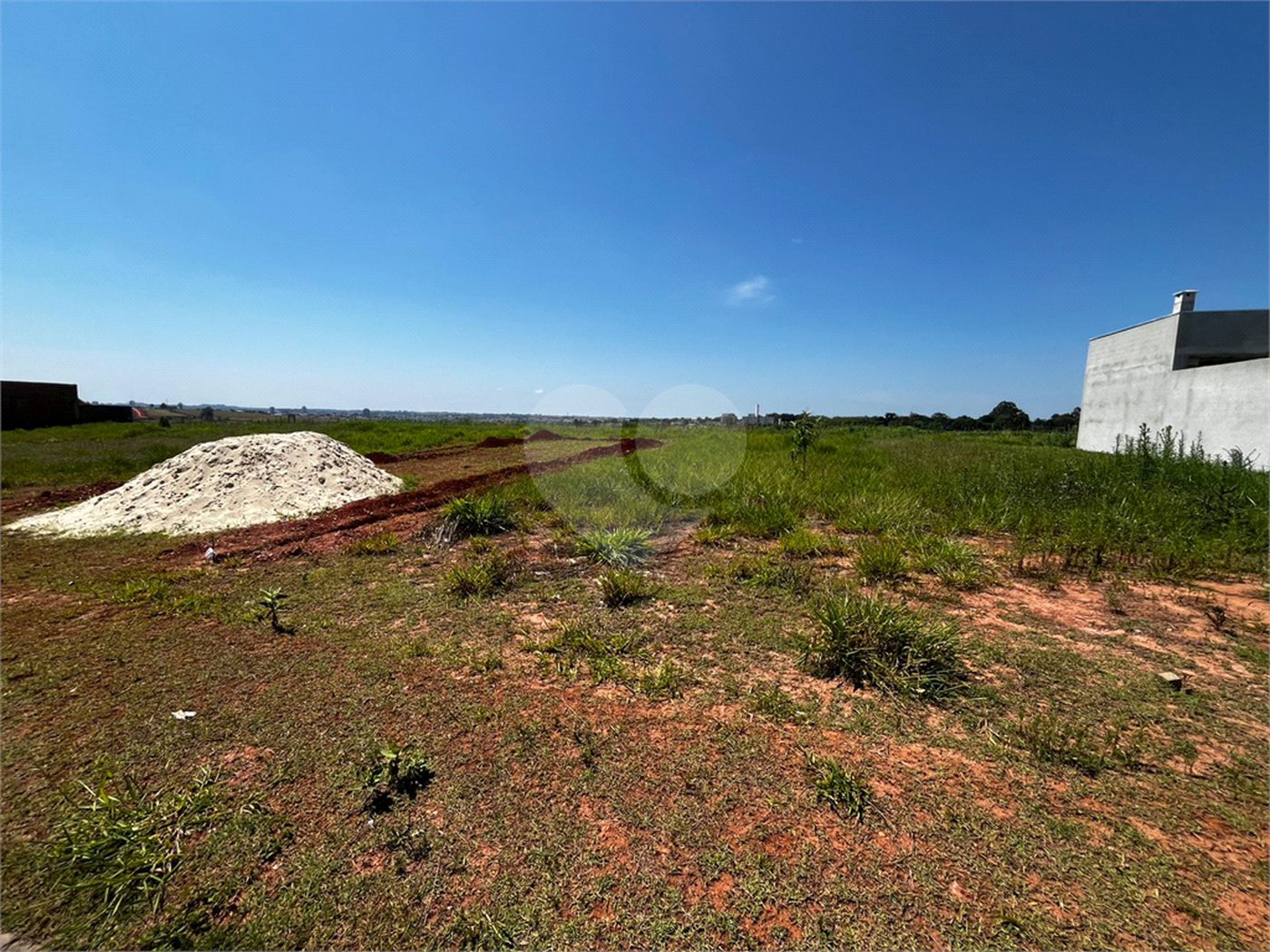 Terreno à venda com 3 quartos, sendo 1 suíte,  em Parque Itapê, Itapetininga, SP