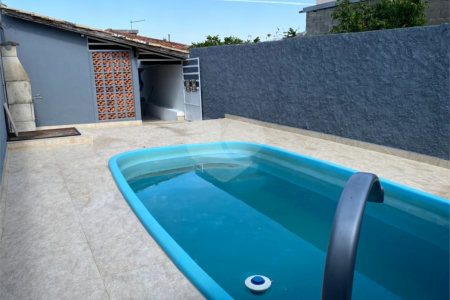 Casa à venda com 2 quartos em Vila Lavínia, Mogi das Cruzes, SP