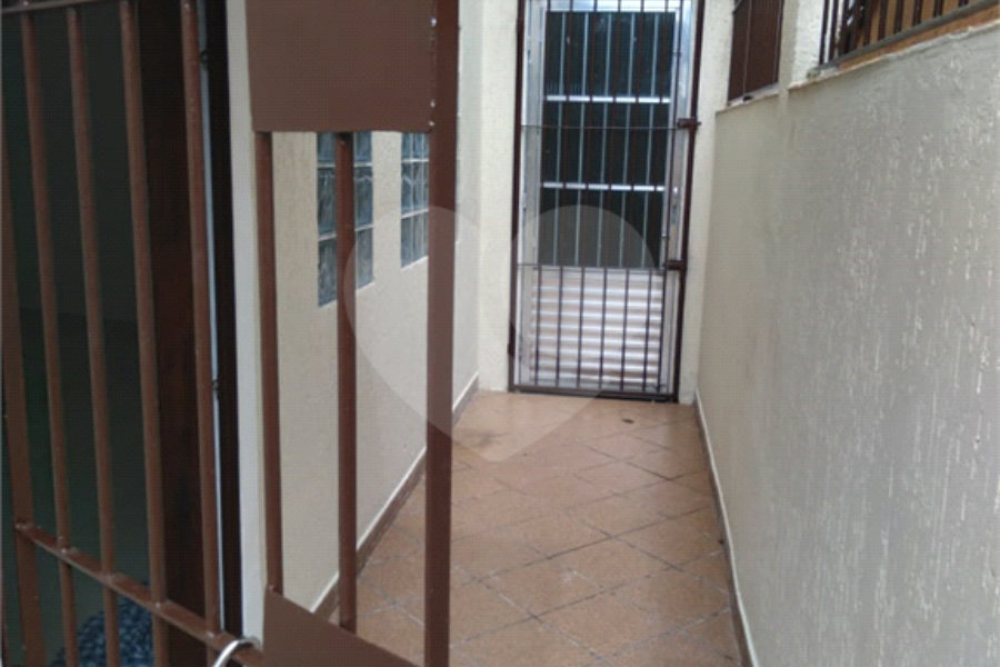 Sobrado à venda com 3 suítes em Jardim Peri, São Paulo, SP