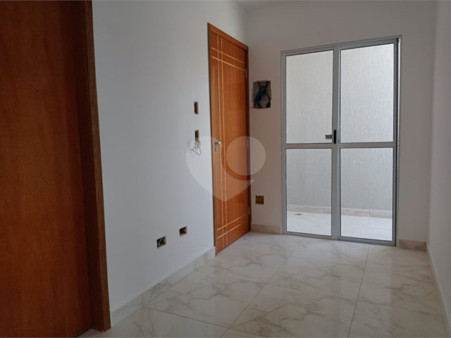 Casa à venda com 1 quarto no condomínio Regina, São Paulo - SP
