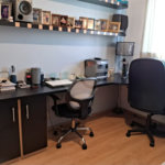 Prédio com portaria 24 horas, e lazer. Apartamento com 3 dormitórios, uma suíte, 2 vagas de garagem
