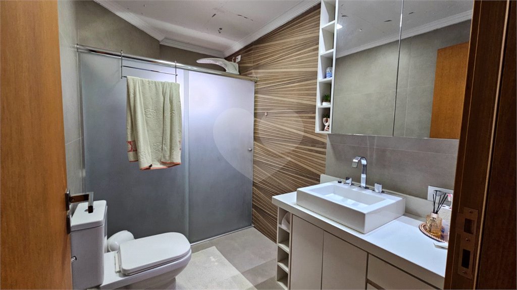 Apartamento à venda com 3 quartos, sendo 1 suíte,  no Centro, Suzano, SP