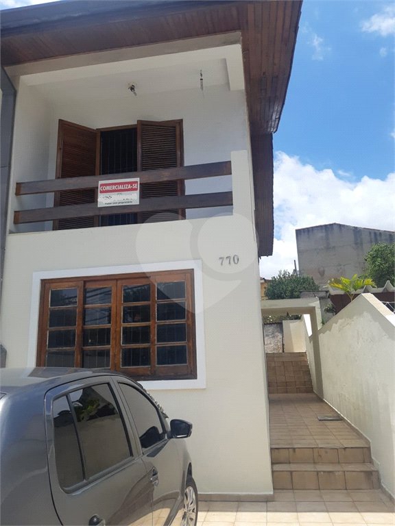 Sobrado à venda com 3 quartos, sendo 1 suíte, em Jardim Bonfiglioli, São Paulo, SP