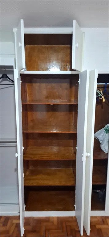 Sobrado à venda com 9 quartos em Vila São Luís(zona Oeste), São Paulo, SP
