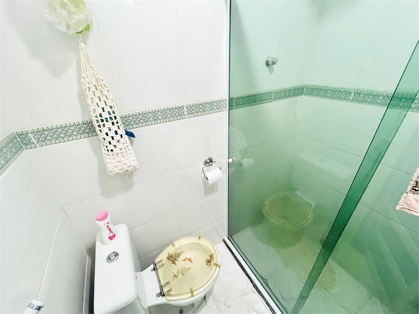 Casa à venda com 3 quartos, sendo 1 suíte, em Campo Grande, Rio de Janeiro, RJ