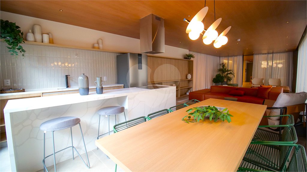 Apartamento à venda com 4 suítes em Jardim das Acácias, São Paulo, SP