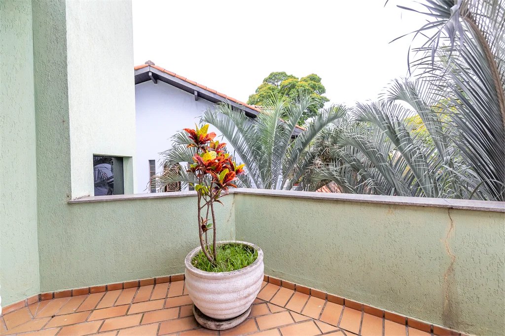 Casa à venda com 4 quartos, sendo 2 suítes, em Brooklin Paulista, São Paulo, SP
