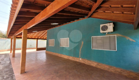 Chácara à venda com 4 quartos, sendo 1 suíte,  em Área Rural de Salto, Salto, SP