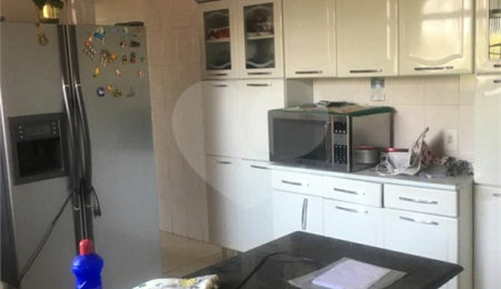 Casa à venda com 3 quartos em Vila Pirajussara, São Paulo, SP