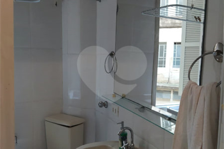 Apartamento à venda com 2 quartos, sendo 1 suíte, no Centro, São Paulo, SP