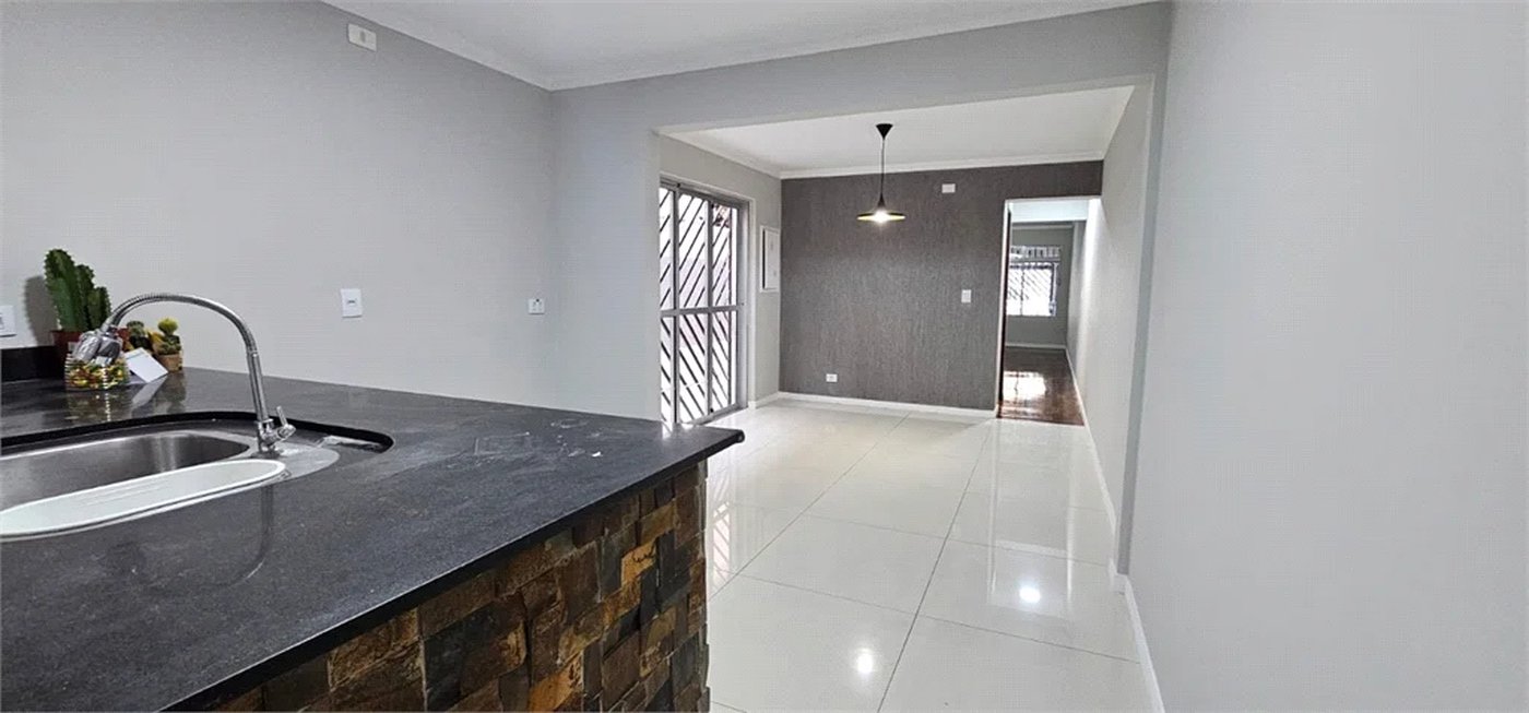 Sobrado à venda com 3 quartos, sendo 2 suítes, em Ferreira, São Paulo, SP