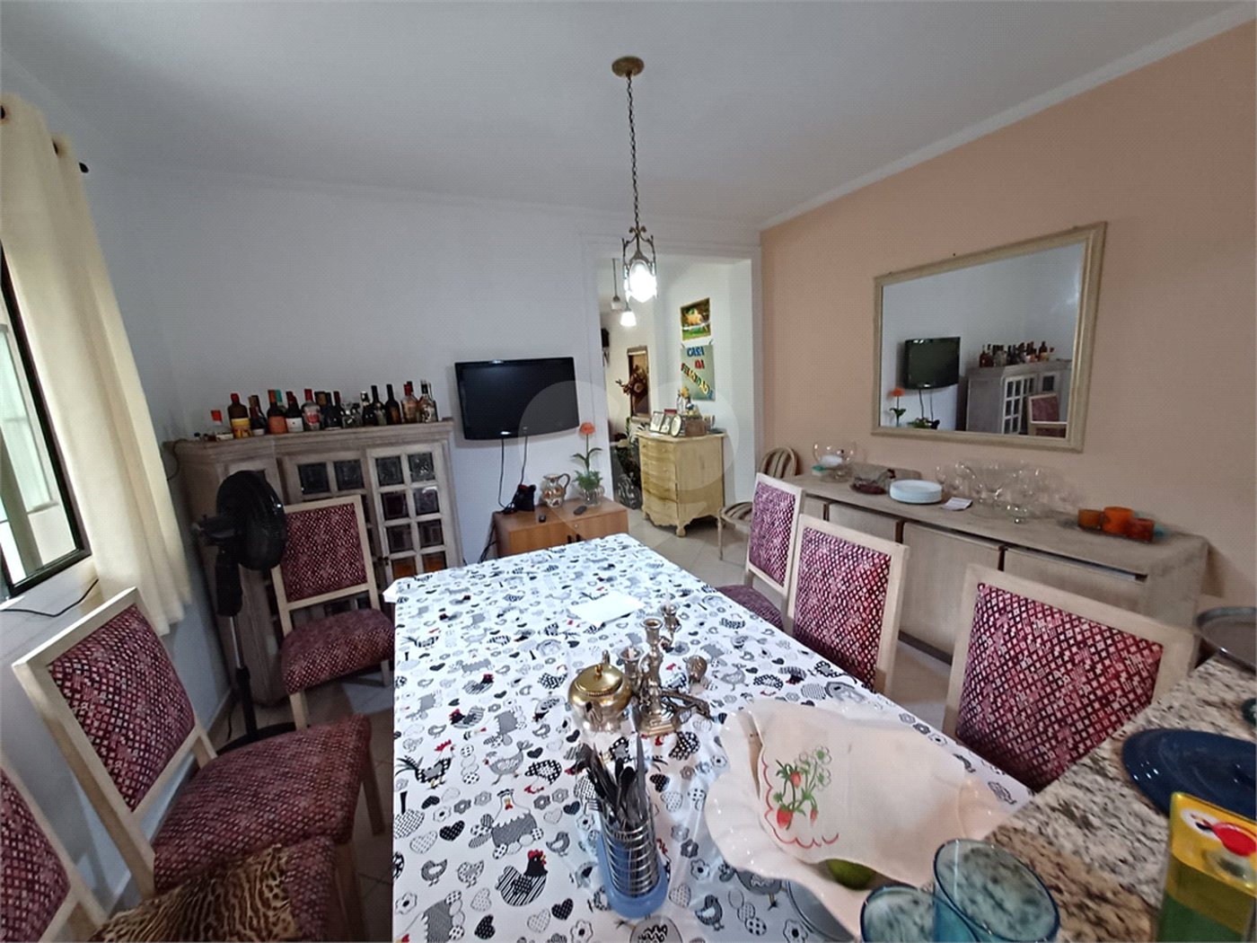 Sobrado à venda com 4 quartos, sendo 1 suíte, em Perdizes, São Paulo, SP