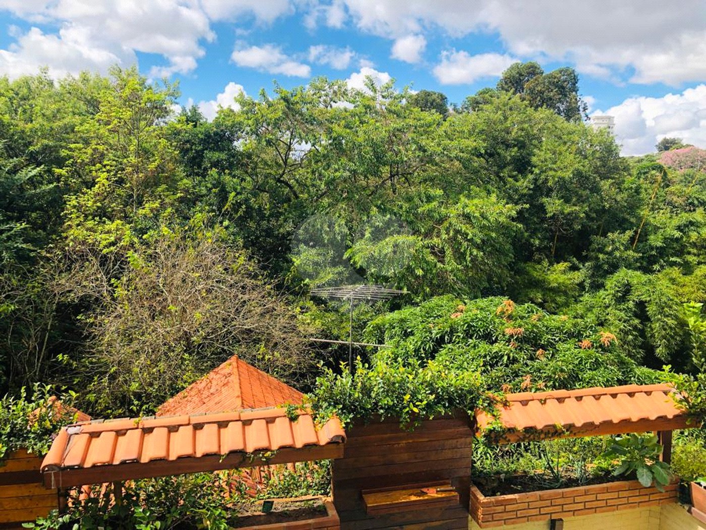 Sobrado à venda com 3 suítes em Tremembé, São Paulo, SP