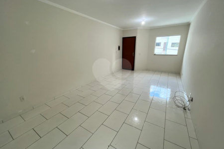 Sobrado à venda com 3 quartos, sendo 1 suíte,  em Vila Alice, Santo André, SP