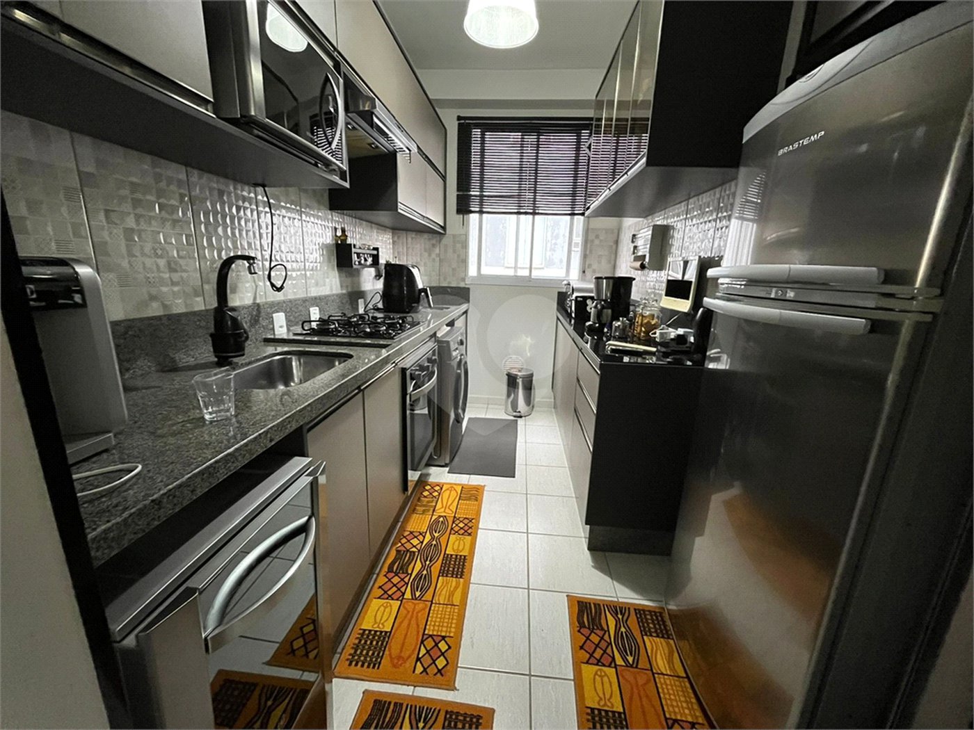 Casa à venda com 2 quartos, sendo 1 suíte, no condomínio Residencial Jasmin, Itapetininga - SP