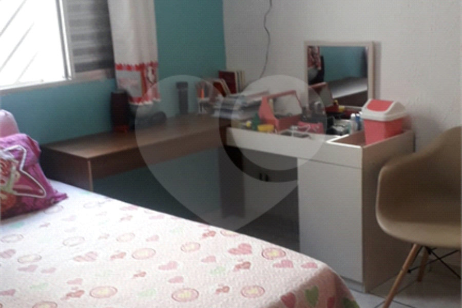 Sobrado à venda com 3 quartos, sendo 1 suíte, em Vila Guilherme, São Paulo, SP