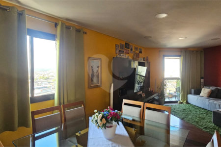 Apartamento à venda com 3 suítes em Sítio São José, Suzano, SP