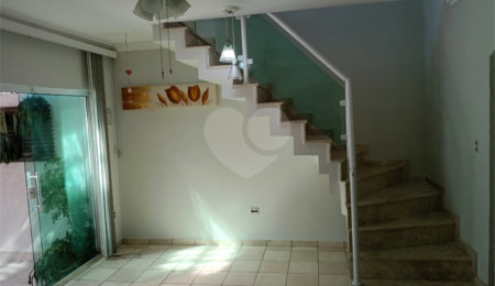Casa à venda com 4 quartos, sendo 2 suítes,  em Vila Rei, Mogi das Cruzes, SP