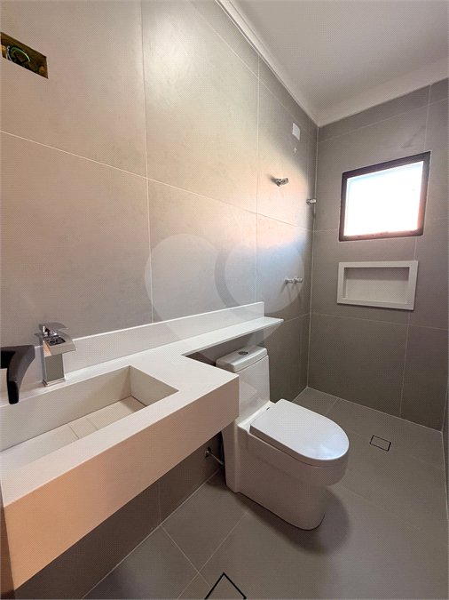 Casa à venda com 5 quartos, sendo 4 suítes, em Vila Rosália, Guarulhos, SP