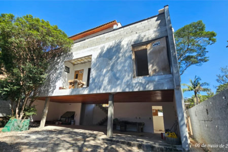 Casa à venda com 4 suítes em Alto da Boa Vista, São Paulo, SP
