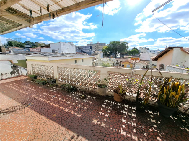 Casa à venda com 3 quartos, sendo 1 suíte,  em Vila Constança, São Paulo, SP