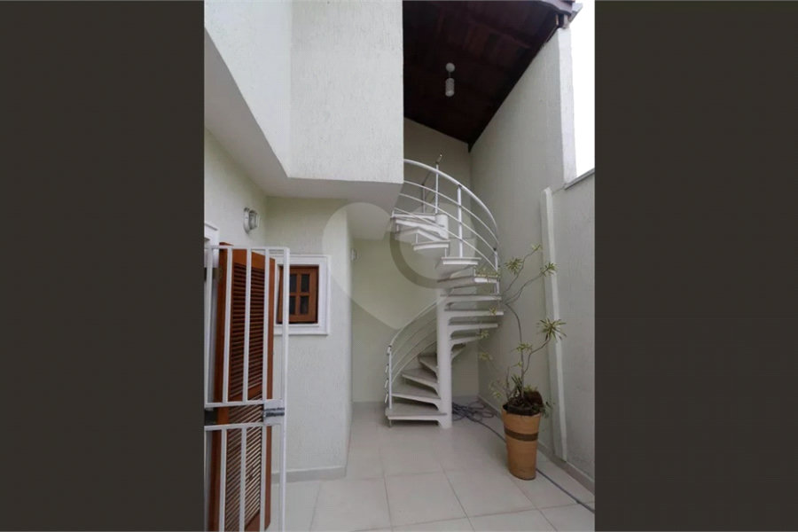 Sobrado à venda com 2 quartos, sendo 1 suíte, em Santana, São Paulo, SP